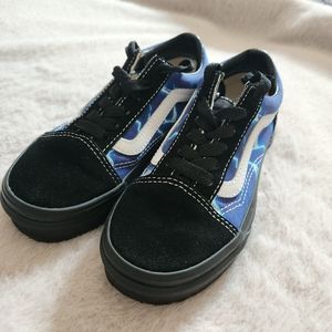 Vans lighting skate shoes